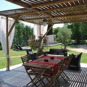 Le Cabanon Tendance Du Luberon Hébergement de vacances